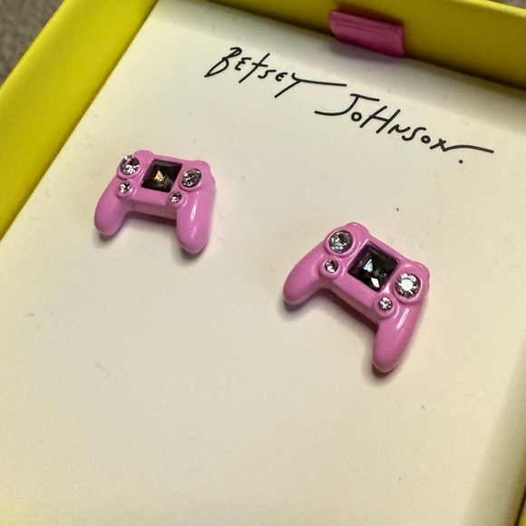 Betsey Johnson Gaming Controller Earrings - Picture 2 of 3